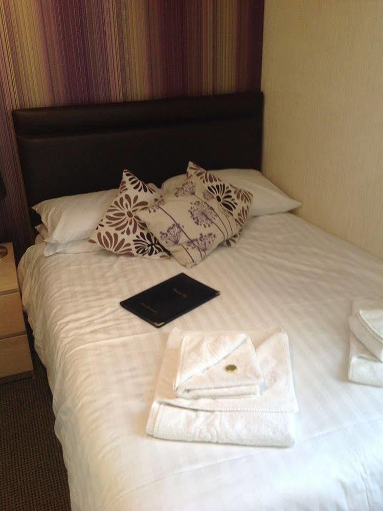 The Dragonfly Bed and Breakfast Blackpool Exteriör bild